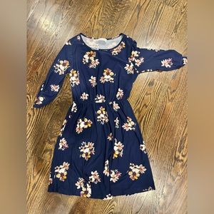 French Grey (Stitch Fix) Floral Dress size M